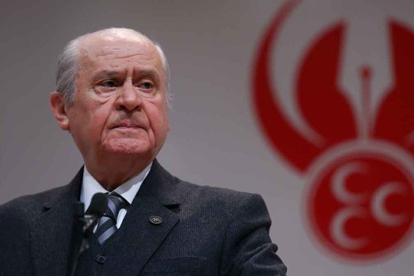 Bahçeli: Türk milletini uçuruma çekmek isteyen bu zillettir