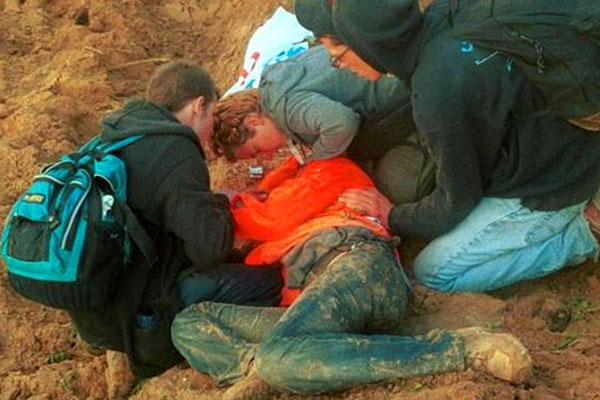 Filistinlilerin haklarını savunurken, İsrail buldozeri tarafından katledilen aktivist Rachel Corrie unutulmadı