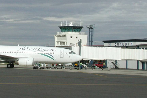 Yeni Zelanda'da bomba alarmı: Havalimanı uçuşa kapatıldı