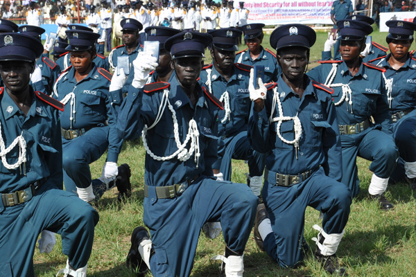 Güney Sudan’da polisler okuma yazma bilmiyor