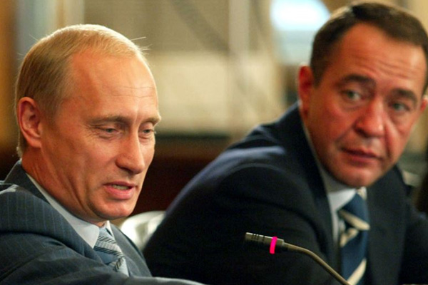 Putin'in yardımcısı Mikhail Lesin'in ölümüne ilişkin en net bilimsel tanı: Boyunda kırık kemik tespit edildi
