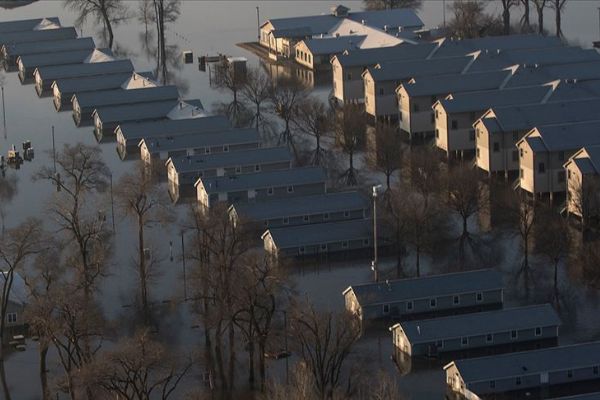 ABD'nin ortabatı eyaletlerinde sel nedeniyle binlerce kişi tahliye edildi