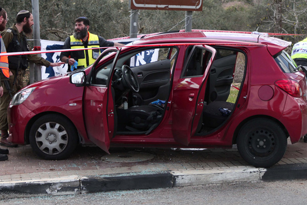 Batı Şeria’da İsrail askerini öldüren Filistinli, askerler tarafından vurularak hayatını kaybetti