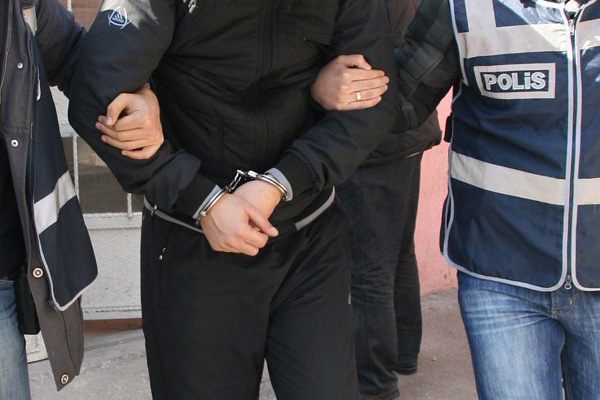 13 ilde FETÖ operasyonu