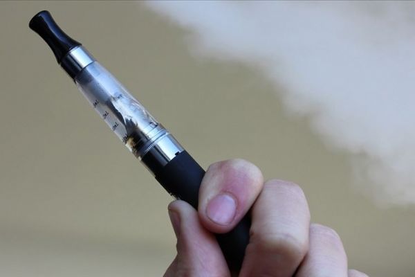 'Elektronik sigara kalp krizi riskini artırıyor'