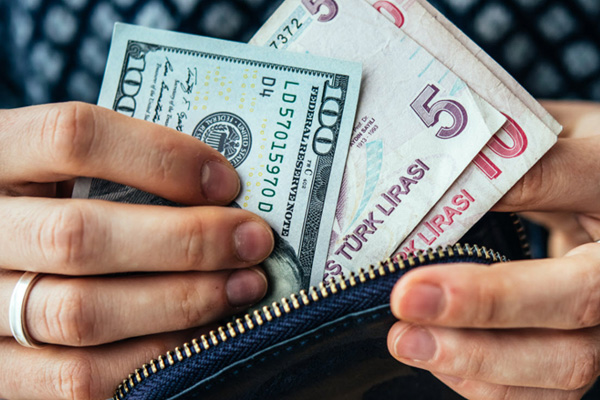 Fed'in faiz kararı Türk Lirası'nı güçlendirdi