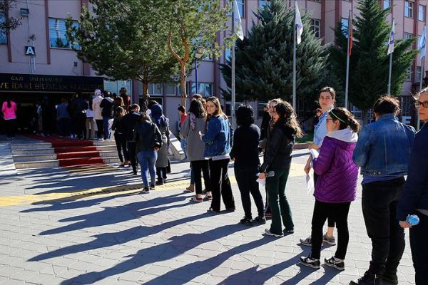 YDS'ye gireceklere saat uyarısı