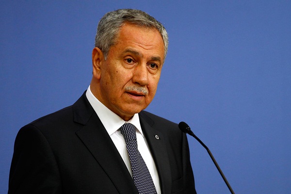 Arınç'tan 31 Mart açıklaması: Hık mık demeden destek vereceğiz