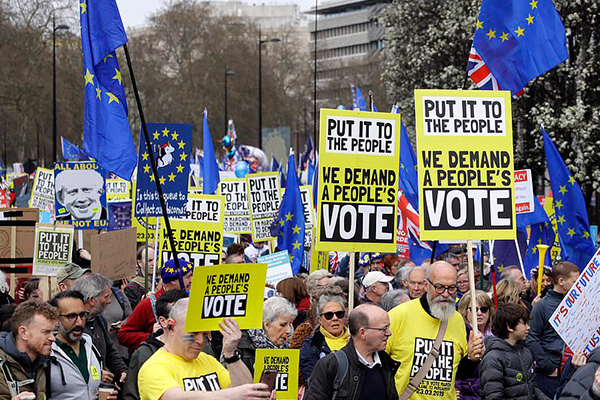 İngiltere tarihinin en büyük protesto yürüyüşü