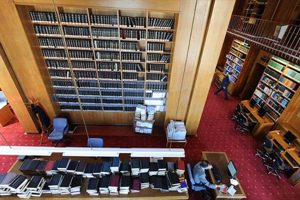 404 bin yayınlık kütüphane