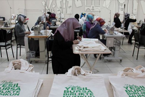 Yerel seçimin promosyonu 'bez çanta' oldu