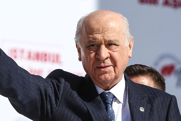 Bahçeli Büyük İstanbul Mitinginde konuştu: Dedeleriniz gibi sizi de yerin dibine indirelim