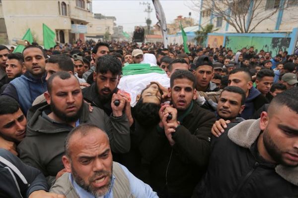 İsrail'in şehit ettiği Filistinli son yolculuğuna uğurlandı