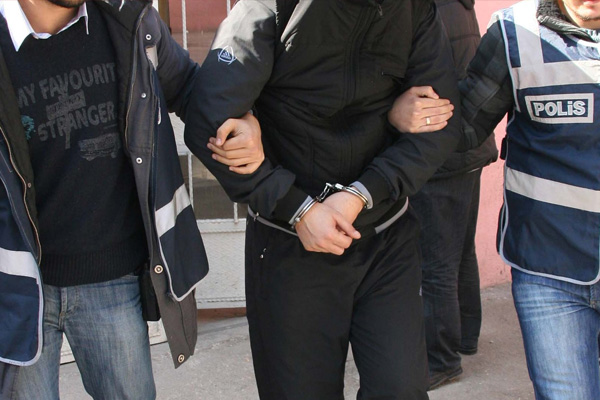 33 ilde FETÖ operasyonu