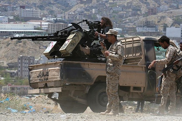 Hudeyde'de çatışmalar tekrar başladı