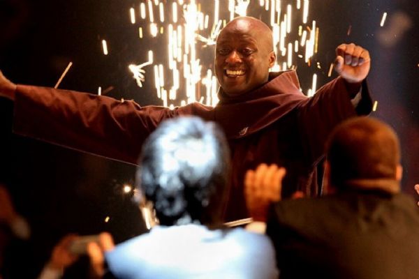 Dünyanın en iyi öğretmeni 1 milyon dolar ödül verildi