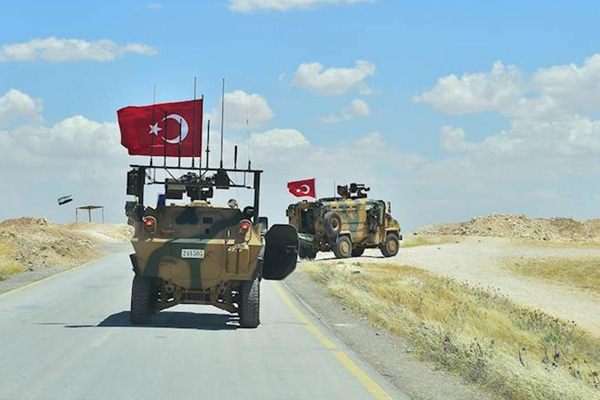 TSK'dan Tel Rıfat'da devriye faaliyeti