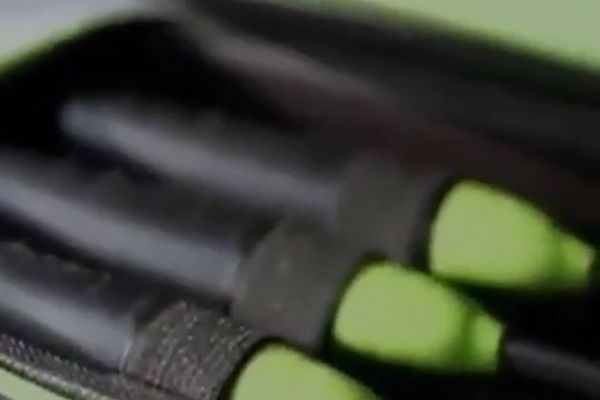 Robot yemle oltaya gelen balıklar