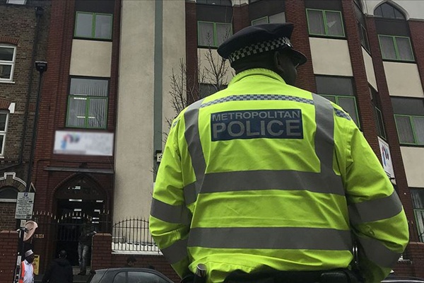 İngiltere'de İslami eğitim veren okula saldırı