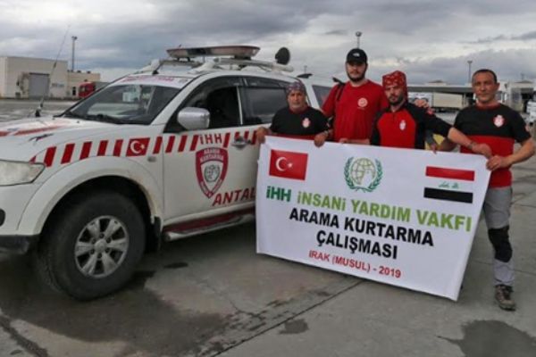 İHH Arama Kurtarma ekibi Musul’da