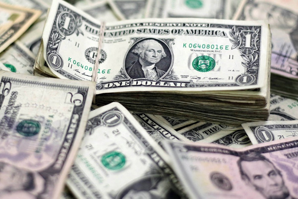 Dolardaki sert düşüş devam ediyor