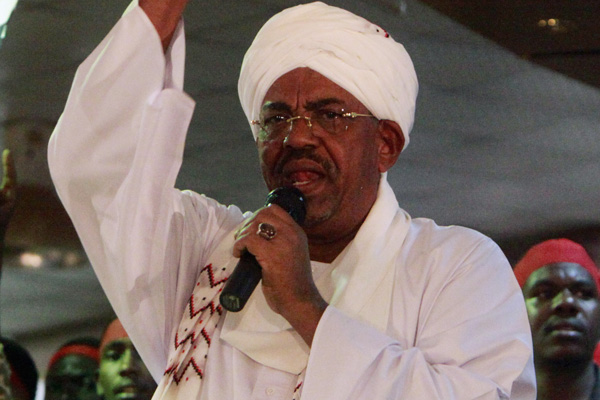 Ömer El Beşir hakkındaki yakalama kararı sebebiyle Arap Birliği Zirvesi'ne katılmayacak