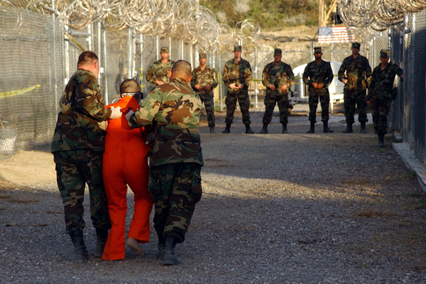 Guantanamo'da hapsedilmişlerdi... 5 Taliban komutanı ABD ile müzakere masasında