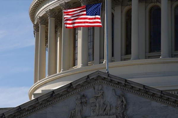 ABD'nin Suudilerle nükleer ortaklık yapmak isteyen şirketlere izin verdiği iddiası