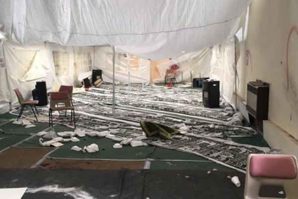 İngiltere'de İslami eğitim kurumuna saldırı yapıldı