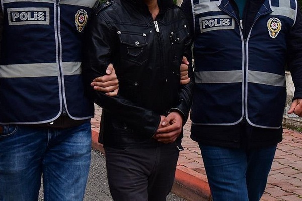 Sosyal medyada terör propagandasına 7 gözaltı