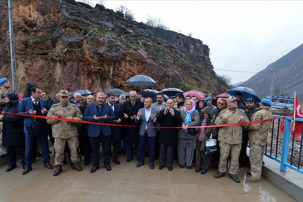 Tunceli'de köylülerin 80 yıllık köprü özlemi sona erdi