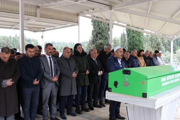 Murat Kekilli'nin babası son yolculuğuna uğurlandı