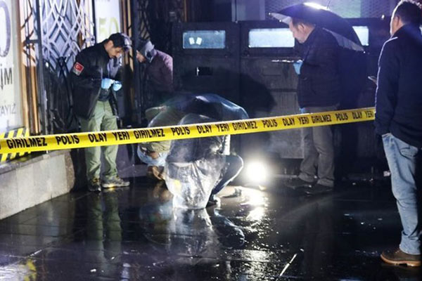 Diyarbakır’da polis noktasına EYP’li saldırı