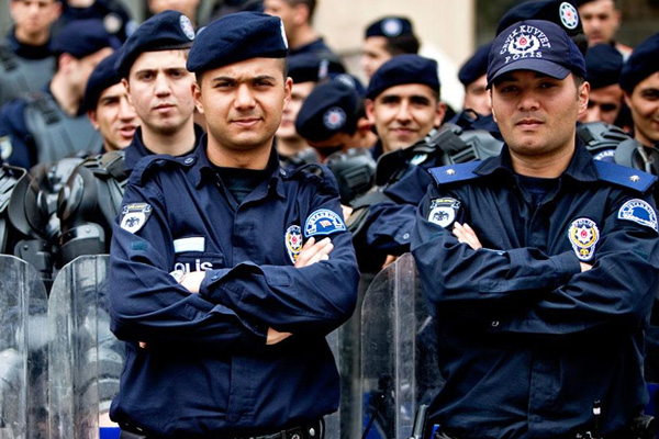 'Seçimde 285 bin emniyet personeli 24 saat sokakta olacak'