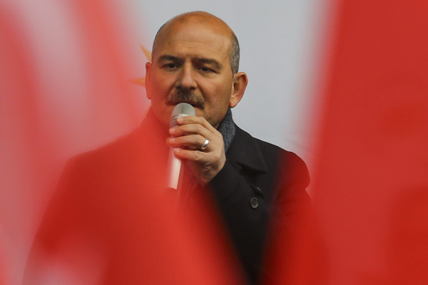 Süleyman Soylu: Arkasında Amerika da olsa Kandil'i de yerinde bırakmayacağız