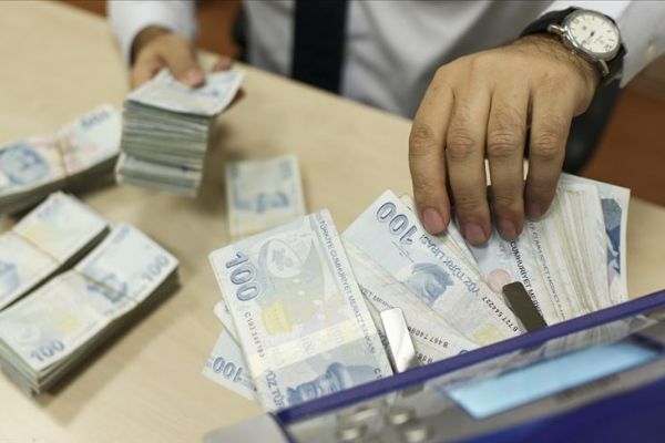 Milyonerlerin mevduatı 1 trilyon 137 milyar liraya yükseldi