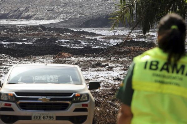 Brezilya'da maden atık barajı çöktü