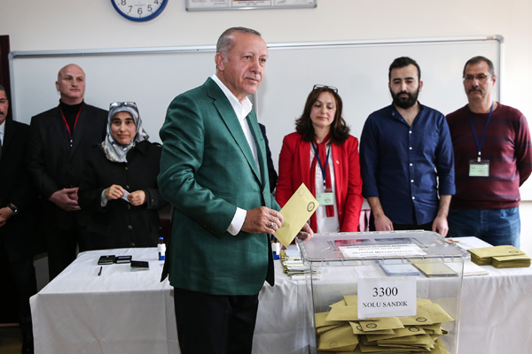 Erdoğan'ın sandığından kim birinci çıktı?