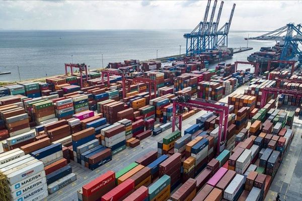 İhracatçı şirketlerin kur riski İstanbul'da ele alınacak