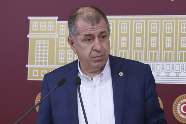 İYİ Parti'de deprem: Ümit Özdağ istifa etti