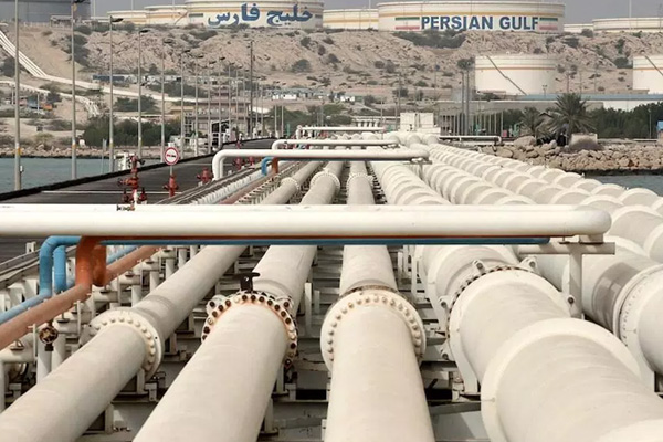 Üç ülke İran'dan petrol alımını sıfıra indirdi