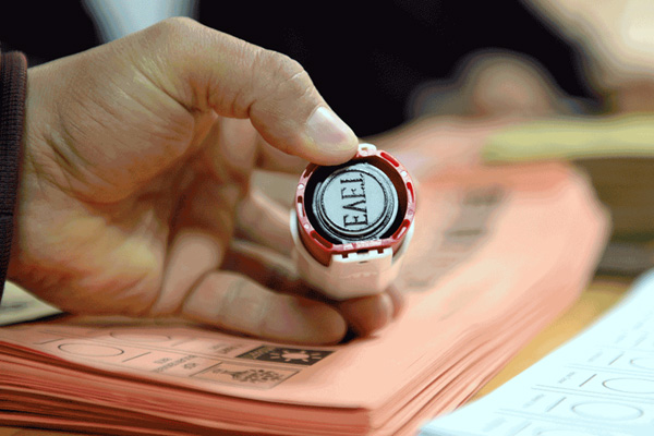 Bağcılar’da geçersiz oylar sayıldı, Ak Parti'nin oyları arttı