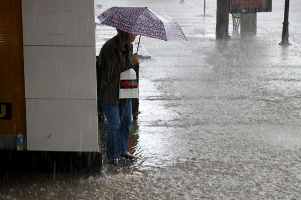 Meteoroloji’den sağanak yağış uyarısı