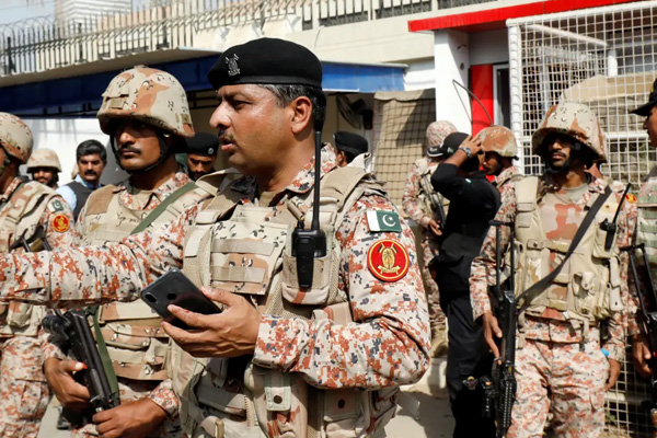 Beluç Özgürlük Ordusu, Pakistan'da Çin konvoyuna saldırdı