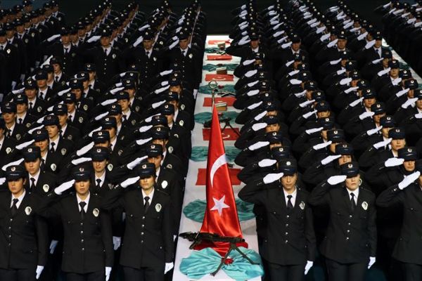 500 kadın polis adayı daha alınacak