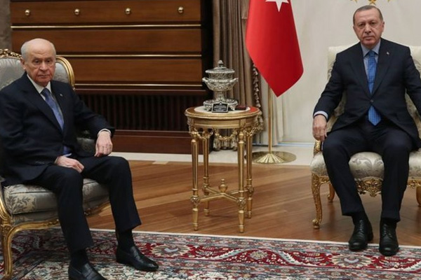 Cumhurbaşkanı Erdoğan Bahçeli'yi aradı