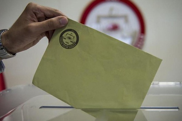 AK Parti'den oyların sayılması için yeni başvuru