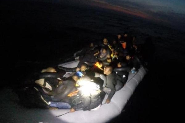 İzmir'de 119 kaçak göçmen yakalandı