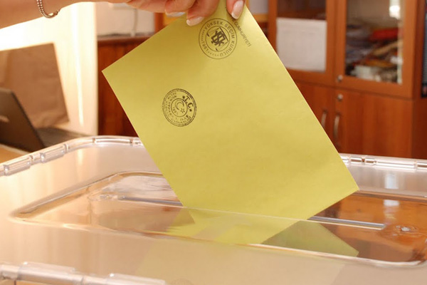 İstanbul'da sayımı biten ilçelerde hangi partiye kaç oy yazıldı?