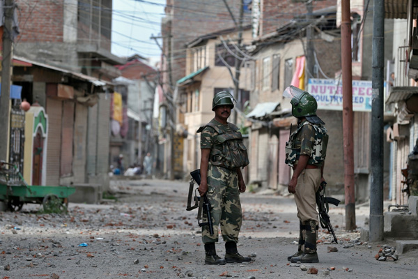 Cammu Keşmir'deki şiddet olaylarında bu yıl 162 kişi öldü